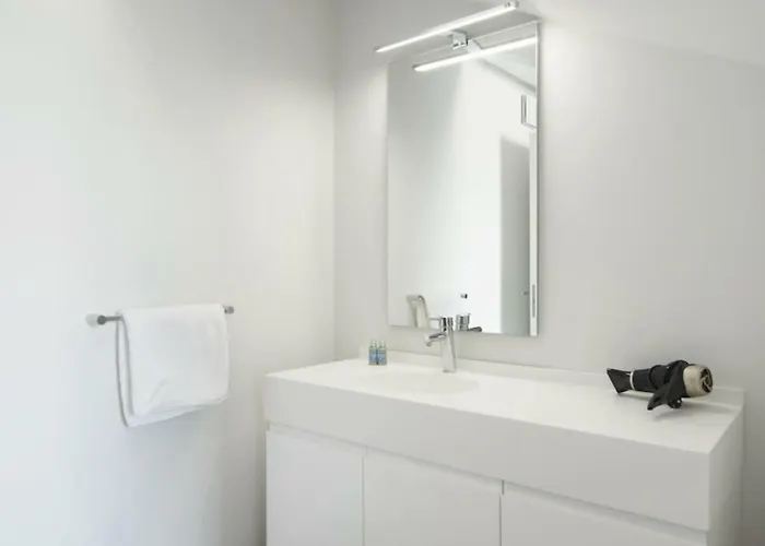 Amazing View In The Castle Hill Lisboa