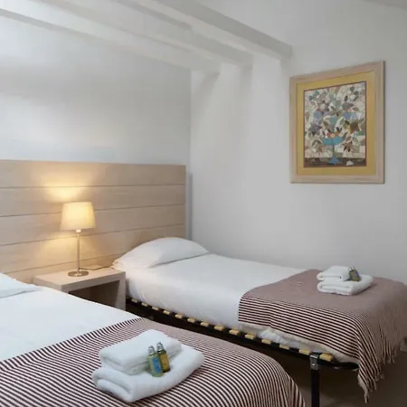 Apartment Amazing View In The Castle Hill